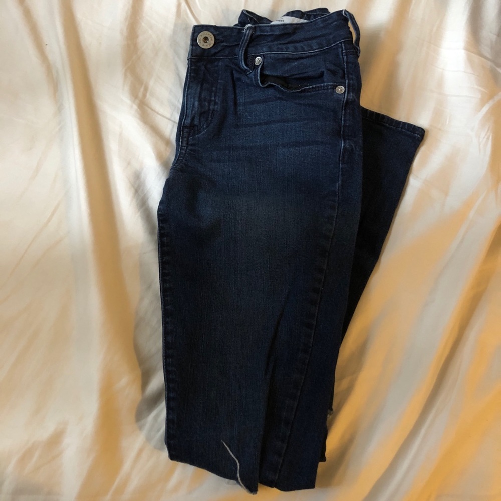 Passing bullhead jeans